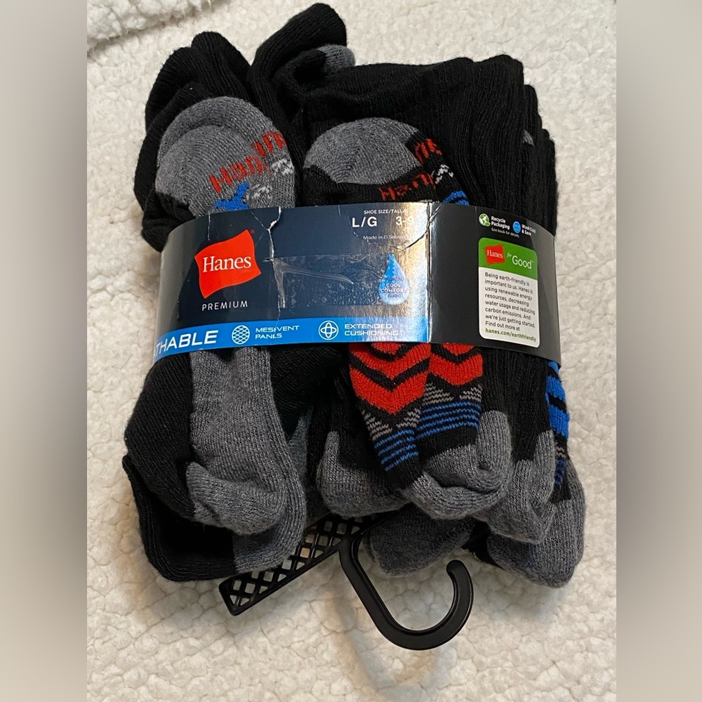 Hanes Premium Boys Black and Gray Crew  Socks 10 pack Size Large